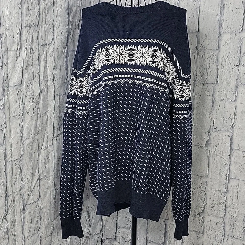 J. CREW Snowflake Holiday Sweater XL